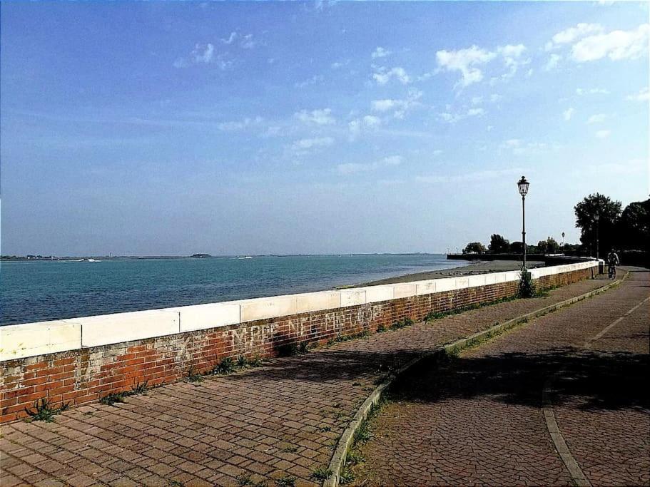 Orizzonte Marino Giallo Angolo Solare Verso La Laguna Cavallino-Treporti Extérieur photo