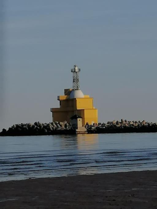 Orizzonte Marino Giallo Angolo Solare Verso La Laguna Cavallino-Treporti Extérieur photo